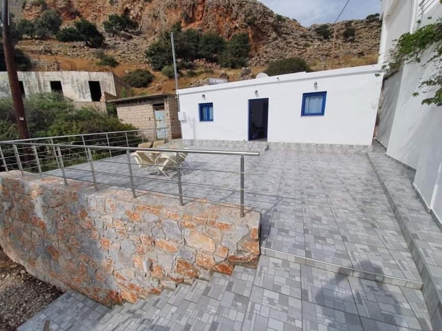 شقة Edem House Finikas لوترون المظهر الخارجي الصورة